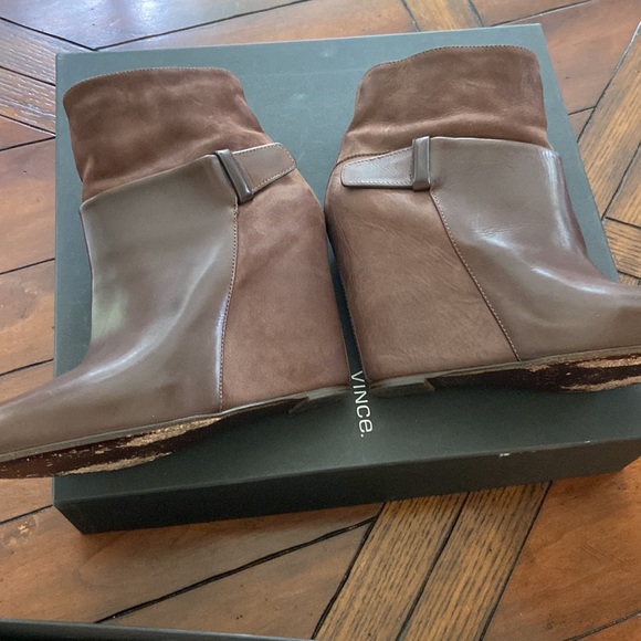 Vince chocolate brown suede & leather wedge bootie - Picture 3 of 8